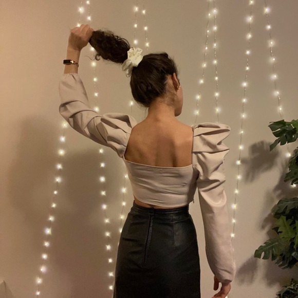 Missguided Beige Puff Sleeve Corset Top - Picture 3 of 4